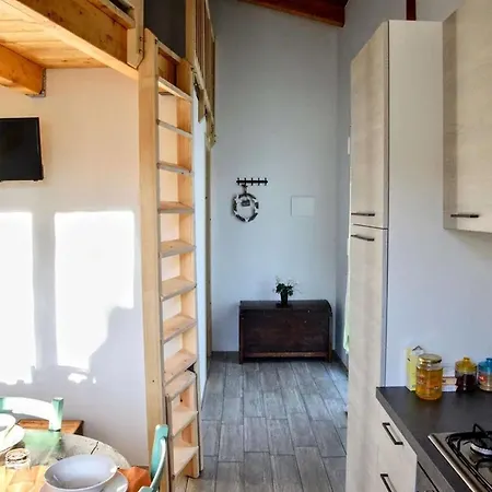 Apartment In Marche With Pool Near Adriatic Lägenhet *