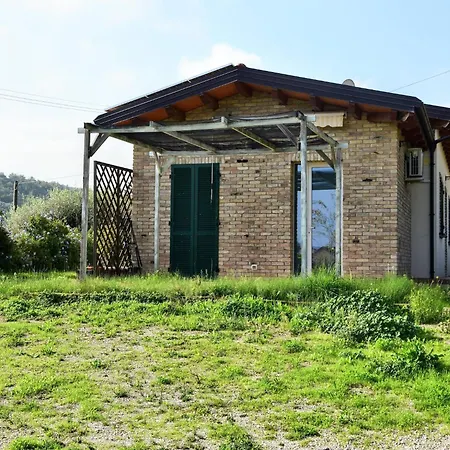 Apartment In Marche With Pool Near Adriatic Lägenhet *