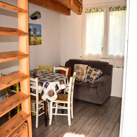 Apartment In Marche With Pool Near Adriatic Lägenhet